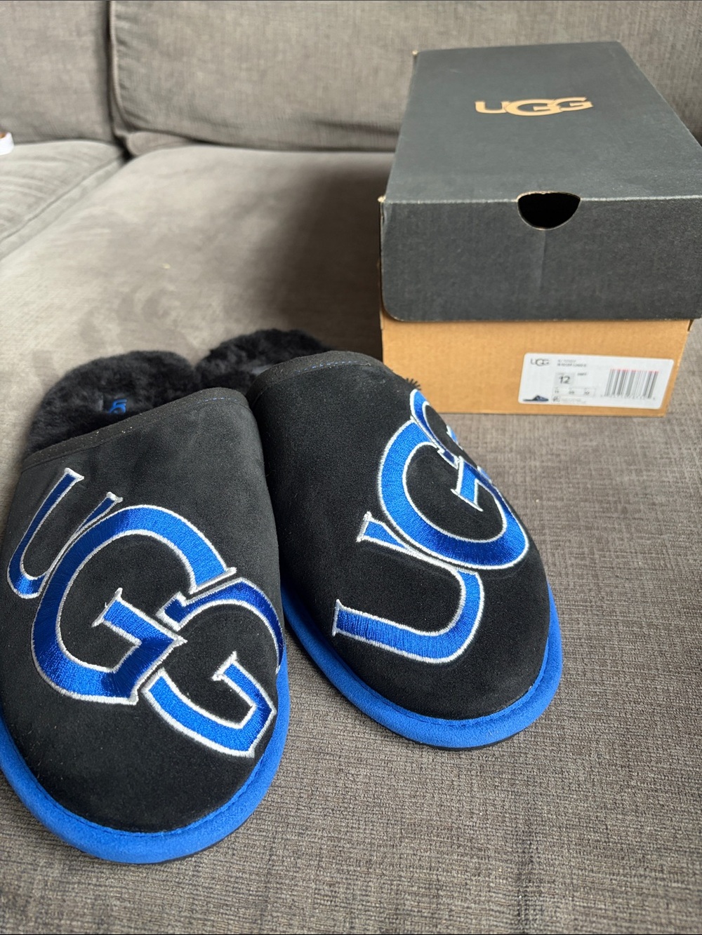 UGG Men's Scuff Logo II Slippers Size 12
